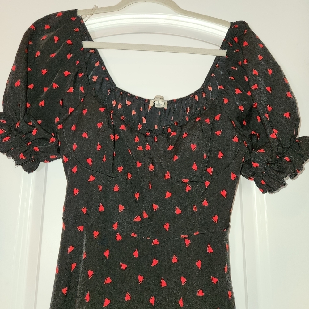 Inspired Hearts Black Dress With Red Hearts Size L Puffy Ruffle Sleeves & Neck - Picture 4 of 11